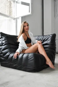 new photo shoot de Kelly_Hardy  4 photos