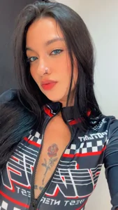 Chel_Hilton's 💕I love kisses that taste like you💕 Sex Photo 3