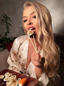 VictoriaMorrone Dreaming to Japan ✨ Pic 4