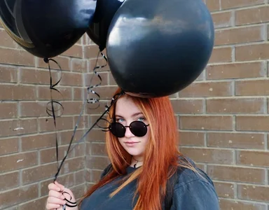 EthalCarlsqq Public Pic