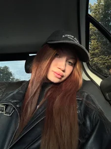 Public de Alice_1n_Wonderland_  5 photos