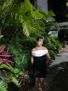 𝐃𝐨 𝐲𝐨𝐮 𝐝𝐚𝐫𝐞 𝐭𝐨 𝐥𝐨𝐨𝐤 𝐭𝐰𝐢𝐜𝐞? od victoria_decapri  7 snímek