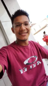 Eu 😶‍🌫️ de Kel_BR7  2 Imagens