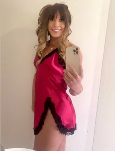 Michelle_Devereaux Passion red 👄🔥 Pic 2