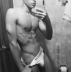 MitchellXD Public Foto