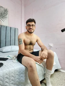 DANTEBELLUCI I look like a footballer⚽ Pic 7