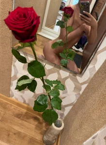 IVerySexy Public Pic 9