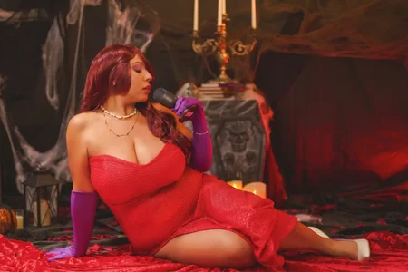 KendalMilleer Trick or treat?💦🎃 Pic 5
