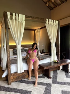 rosie_lake 👸🏻☀️ Pic
