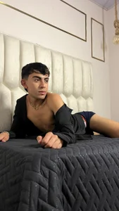 NoahS-toneのPublicの 2枚の写真