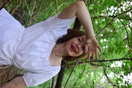 Jaqueline_Richardson Walk in the forest Pic 4