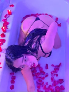 🚿🛀🏼🌹 od RUBYOCEANS  2 snímek