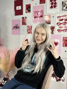 KristalCrownerPublic图片 2