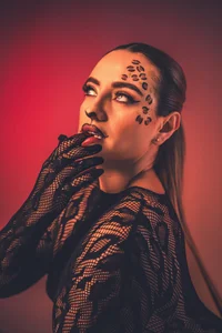 samarawells Caress every curve of my body🔥🐆 Foto 6