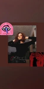 Mila_Stain Public Pic 2