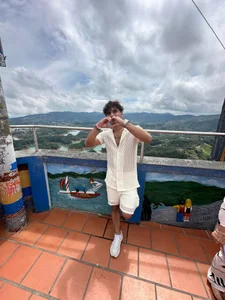 samuelcoopeer traveles Pic 5