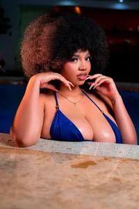 MalaikaBrown kullanıcısının Sweet Trouble Unleashed albümü -  3 fotoğraf