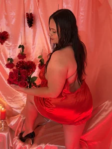 GabiSaenz_ Valentine's Day🌹💘 Pic 6