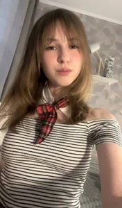 SunnySikarskie a young college student Pic 5