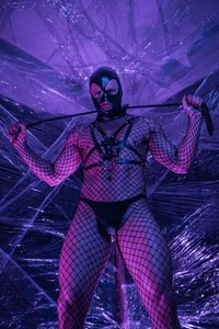 castle_87: KINKY!!! ( 3 фото)