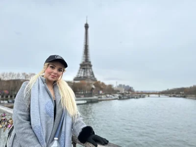 Alirawrz Paris Foto 3