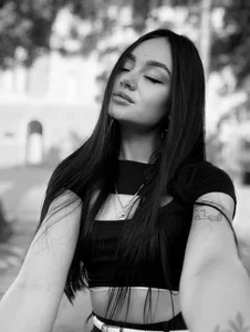 EvaGoldiesのPublicの枚の写真