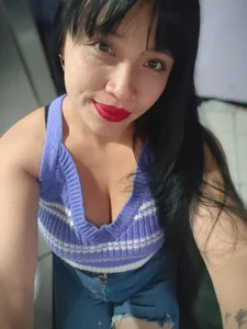 Melany-1 Public Billede 3