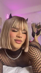 AmberCollens 😈 slika 3