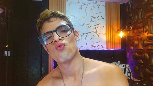 Angel Arte Grafico de angel_sexyevil  3 photos