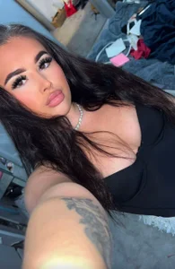 EmilyRosexox loving this look Pic
