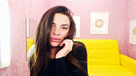 AlexaTeasing Public Pic 3