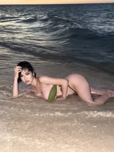 IssaWave look at issa how shes hot stunning 圖片