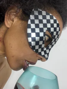 brendaliive something different Foto 3