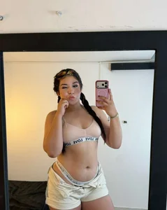 Hanna_Miller7Public图片 3