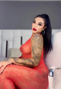 tinaqueen_noa: I don't touch you... but I make you think about everything. 🍒🍒 ( фото)