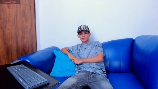 littlecum18 🙈🖤 slika 2