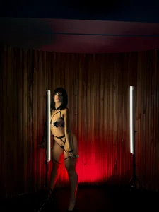 ValeriaRoldanX I'm your obedient girl Pic