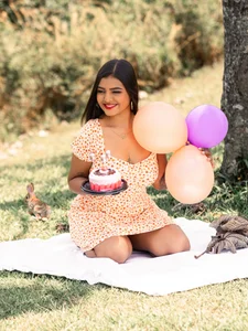 ElleGisellee HAPPY BIRTHDAY YISS 🎂 Pic 4