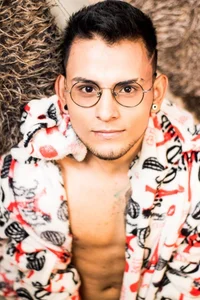 Public de Stud_samu  4 Imagens