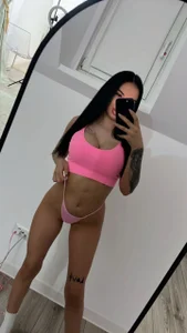 VelmaEvans Sexy babe Pic 5