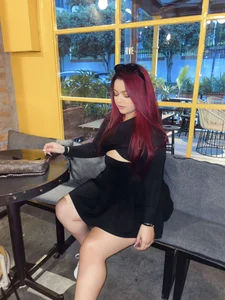 redgirlofficial: a hot coffee? ( фото)