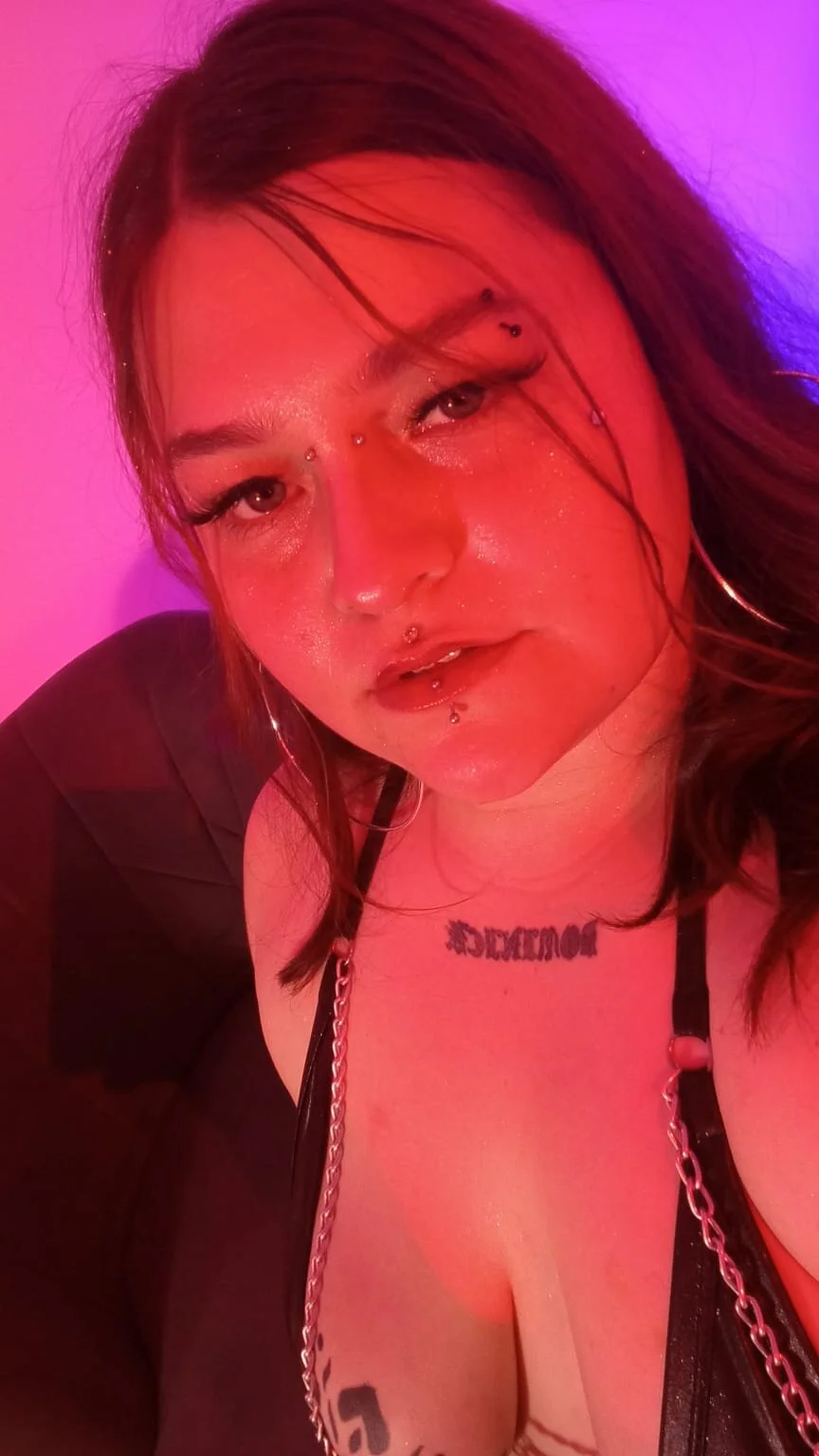 milaanddalia__ Milaa__⛓🖤 Foto