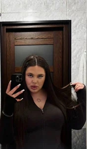 KatyRaina Public slika 4