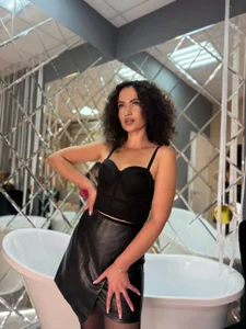 JaneWalch Public Pic 2