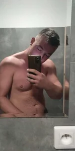 Public de AwaitingCave  Imagens