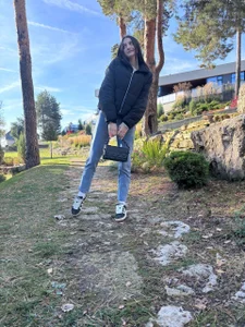 Eva_Strepels Public  5টি ছবি