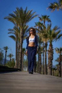 SophieArya Under the Hot Sun Pic 4