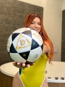 emperatriz_reyes Soccer Players Poză