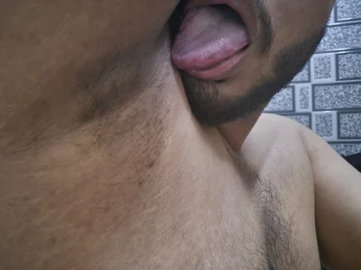 New slave armpit session de DRHO0017  2 photos