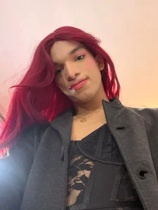 Chloe_bigcock Nature look Foto 2